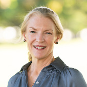 Contact LeAnn E. Auerbach